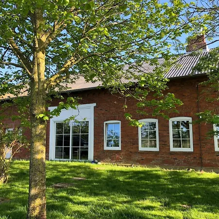 Holiday home Deichkieker - Charmantes Mit Grossem Garten In Alleinlage Nahe Der Nordsee Ockholm