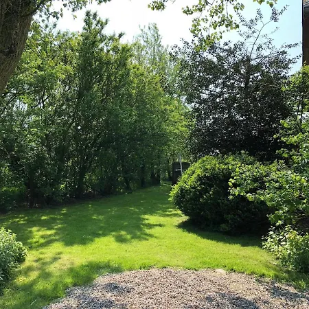 Holiday home Deichkieker - Charmantes Mit Grossem Garten In Alleinlage Nahe Der Nordsee *