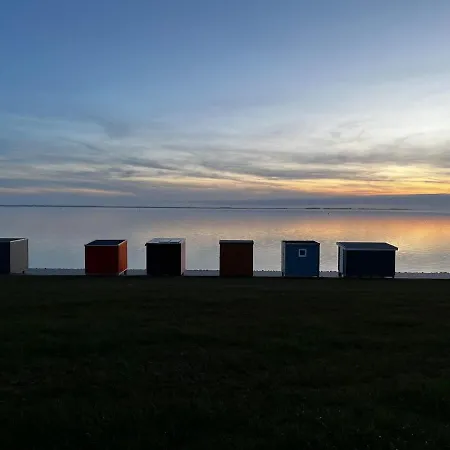 Deichkieker - Charmantes Mit Großem Garten In Alleinlage Nahe Der Nordsee * Ockholm